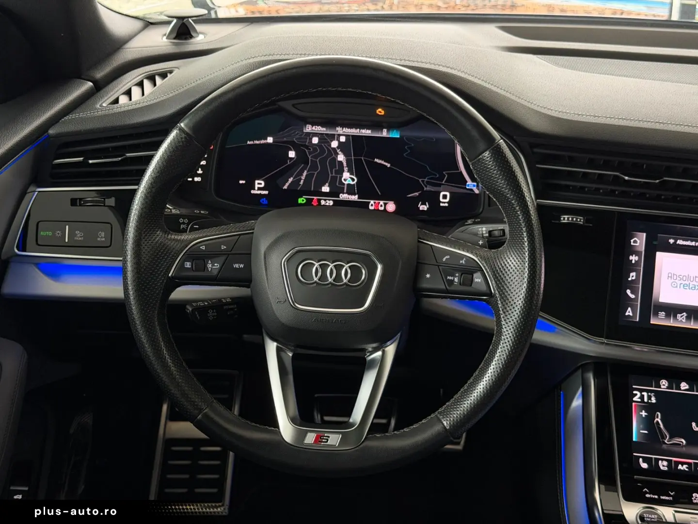 AUDI Q8 55 TFSI Quattro S-Line   B&W Advanced   Pano