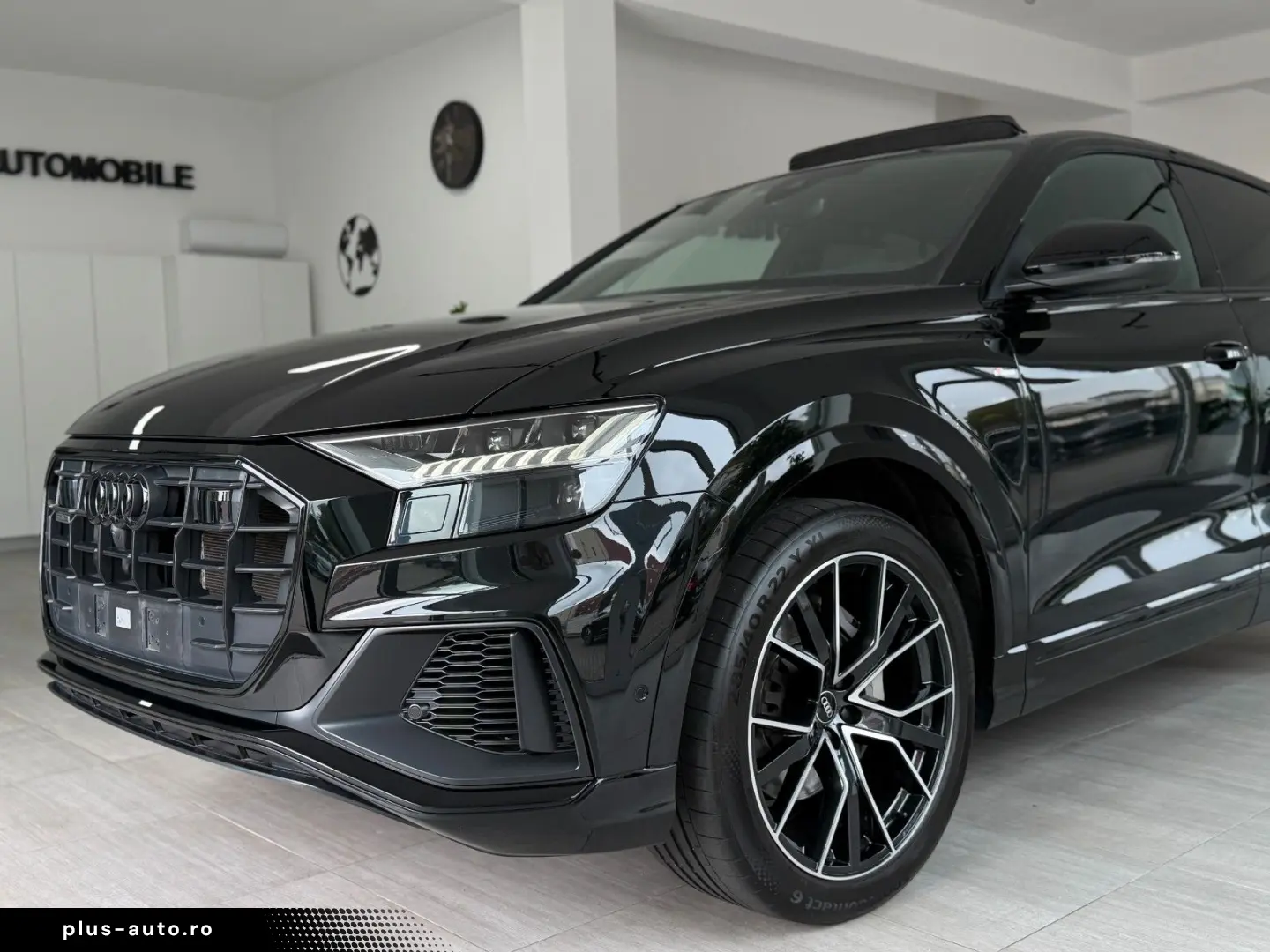 AUDI Q8 55 TFSI Quattro S-Line   B&W Advanced   Pano
