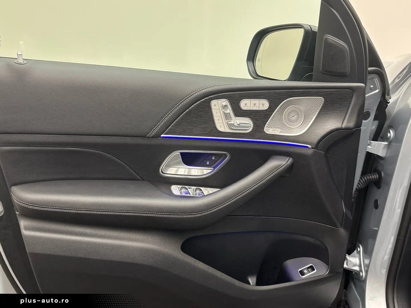 MERCEDES-BENZ GLS 2025 — imagine 12