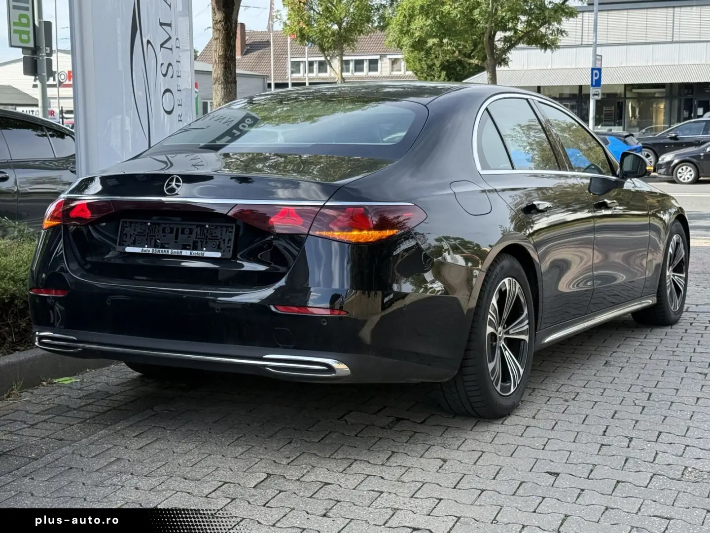 MERCEDES-BENZ E 220 d 4M Exclusive Premium Plus
