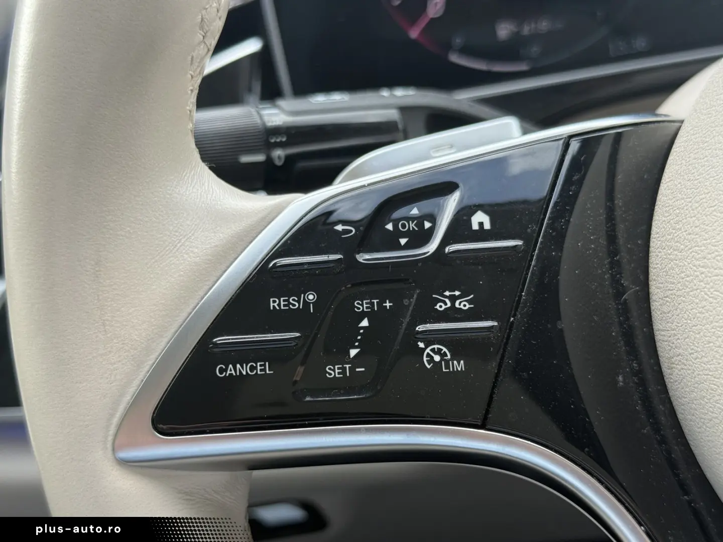 MERCEDES-BENZ E 220 d 4M Exclusive Premium Plus