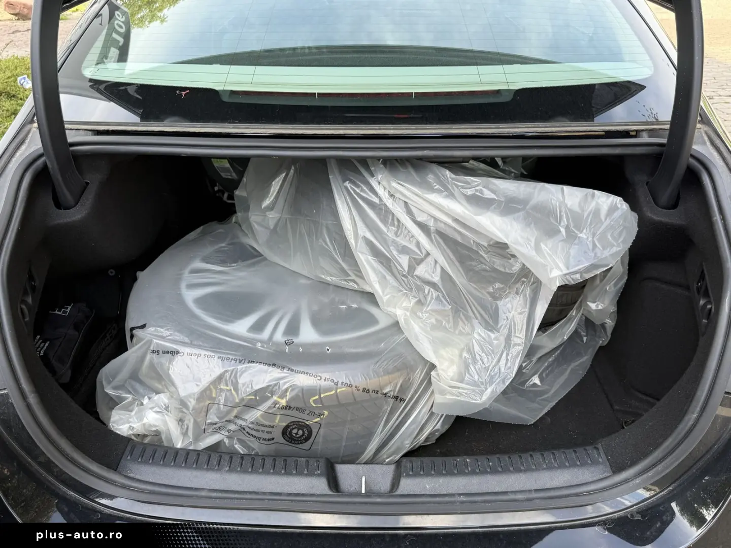 MERCEDES-BENZ E 220 d 4M Exclusive Premium Plus