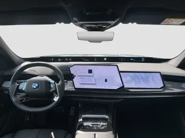 BMW i7 60 xDrive Lim M-Sport NEW MODEL FACELIFT