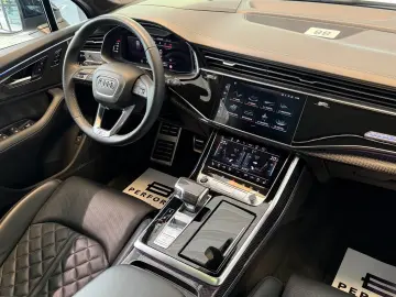 AUDI Q7 50 TDI  COMPETITION ACC HUD PANO MASSAGE 7-SI