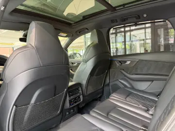 AUDI Q7 50 TDI  COMPETITION ACC HUD PANO MASSAGE 7-SI