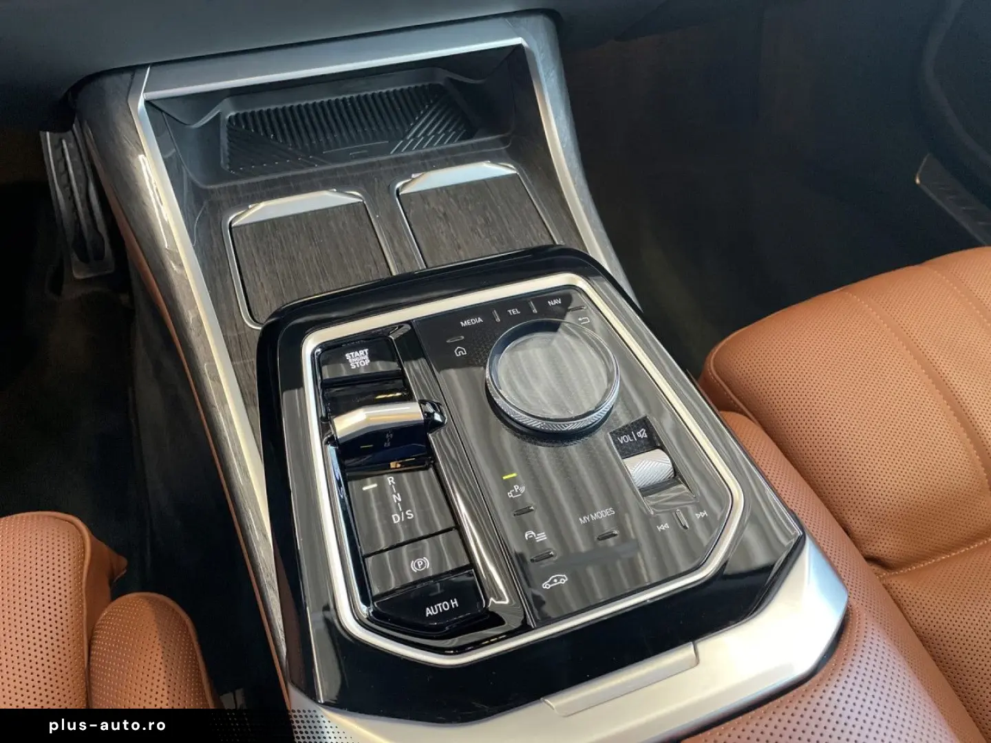 BMW 750e xDr M Sport AktivL Pano AHK B&W 360  DAPro