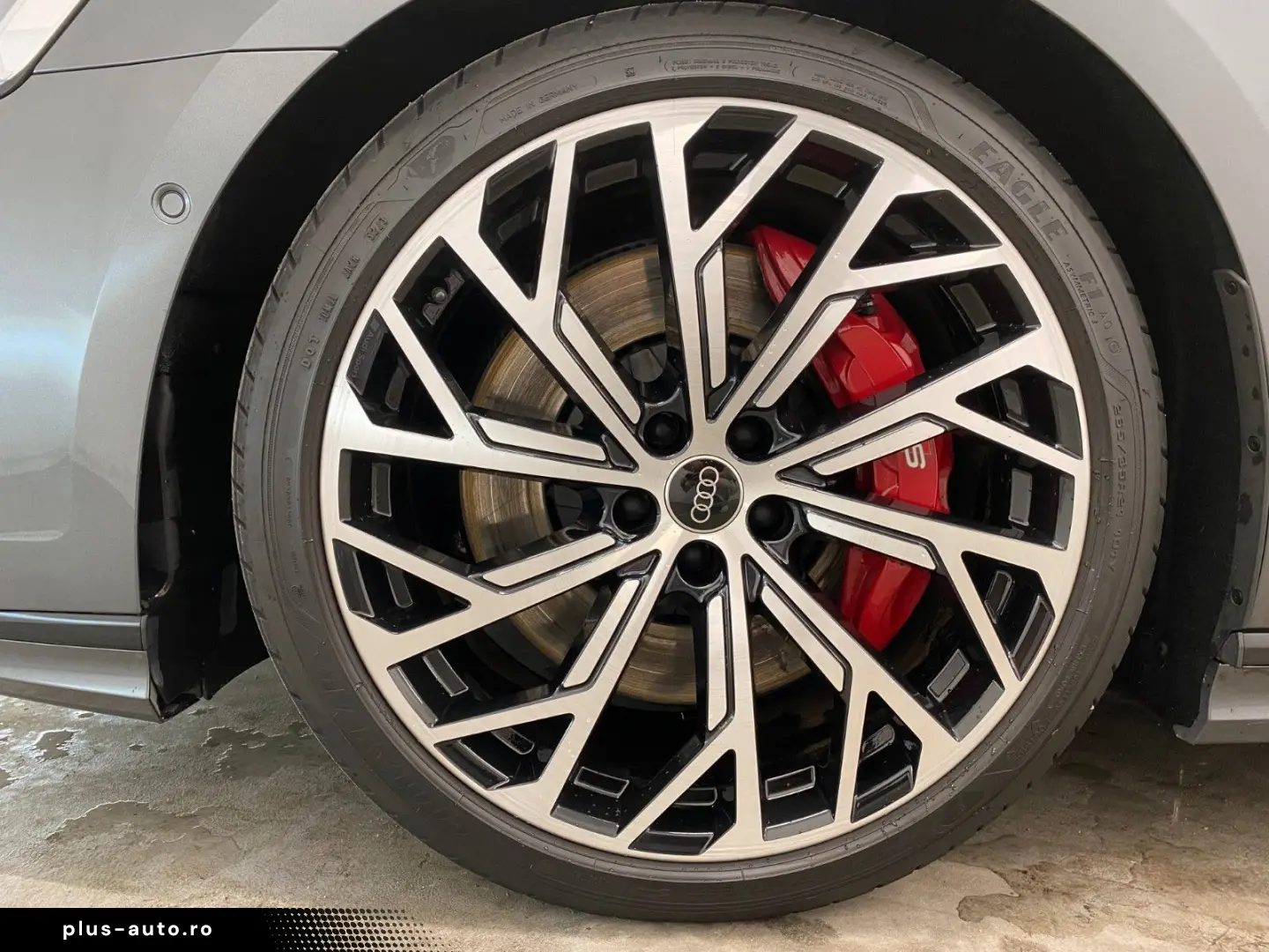 AUDI S8 4.0 TFSI quattro HD Matrix Pano Standhzg B&O