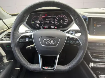 AUDI RS e-tron GT quattro