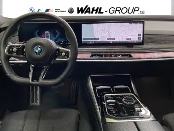 BMW i7 xDrive60 M SPORT PRO INDIVIDUAL