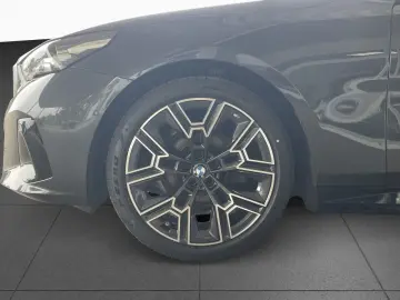 BMW 520i Lim M SPORT AdLED AHK Pano StHz 360  DAPro