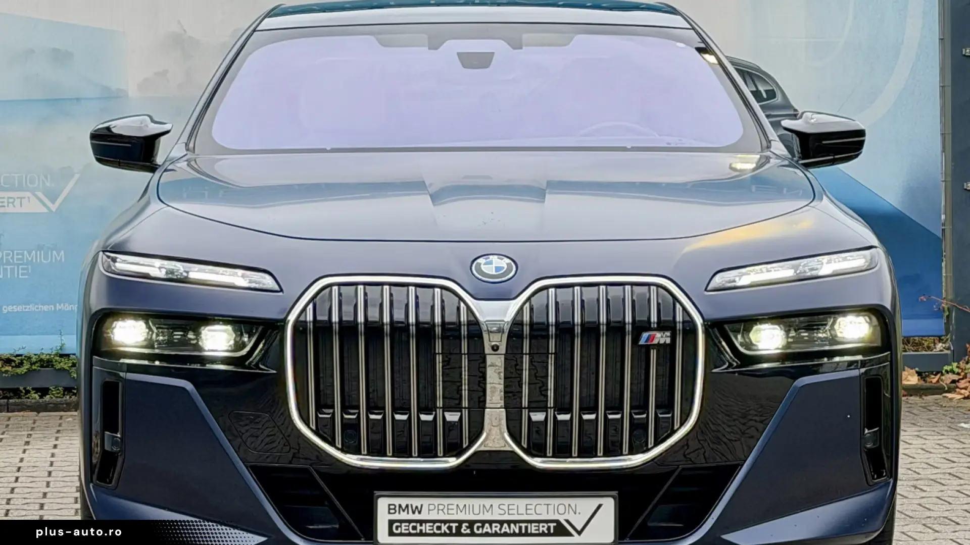 BMW i7 M70 xDrive M Sport INDIVIDUAL B&W TV Lounge