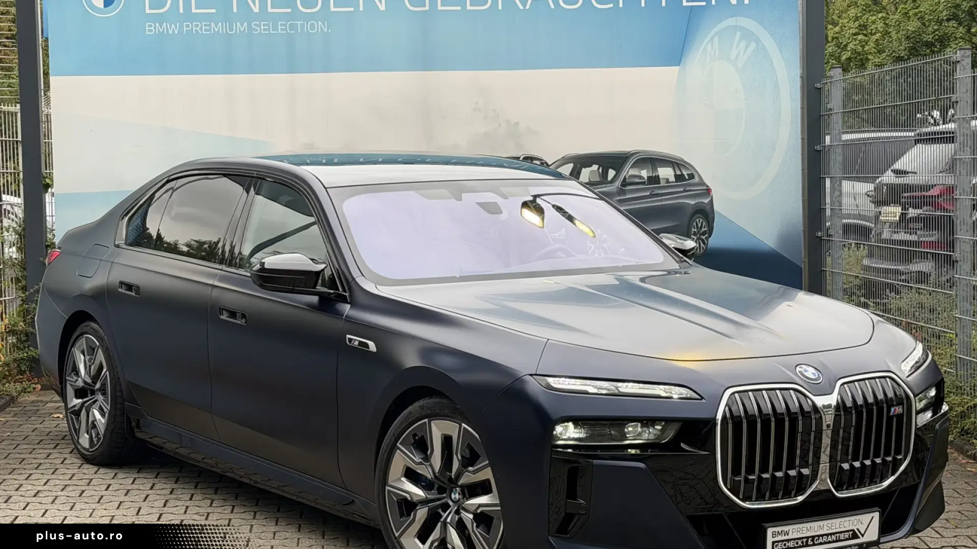 BMW i7 M70 xDrive M Sport INDIVIDUAL B&W TV Lounge