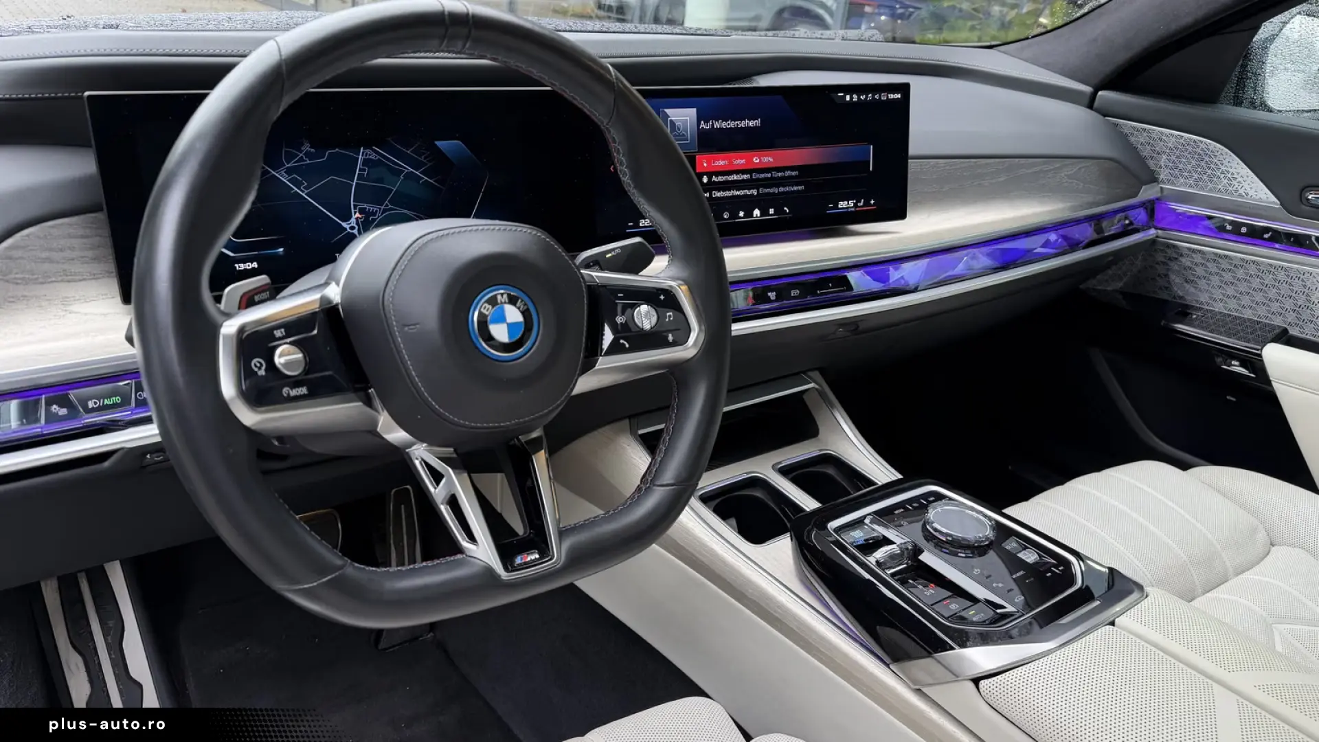 BMW i7 M70 xDrive M Sport INDIVIDUAL B&W TV Lounge