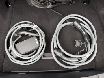 BMW i7 M70 xDrive M Sport INDIVIDUAL B&W TV Lounge
