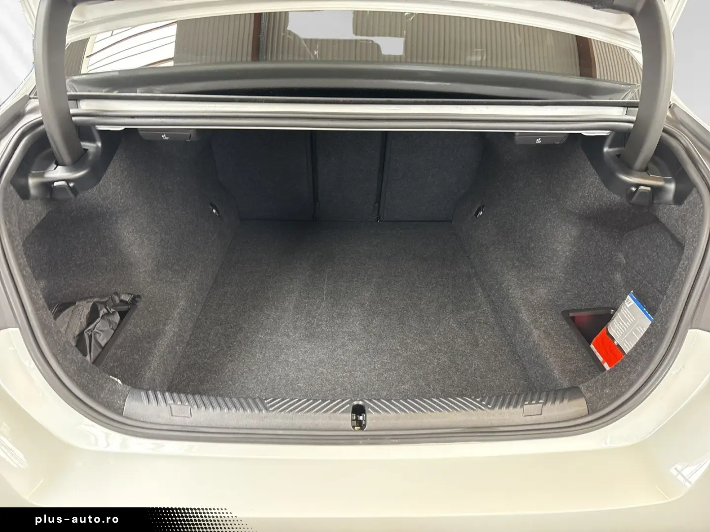 BMW 520i Inkl. € 1.190 Zubehörbonus  LR 550 - br. o.