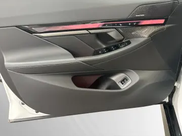 BMW 520i Inkl. € 1.190 Zubehörbonus  LR 550 - br. o.