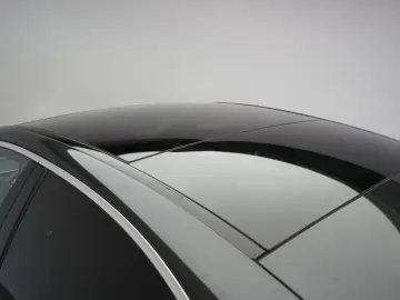 MERCEDES-BENZ C 300 d 9G-Tronic Avantgarde Leder Dis…