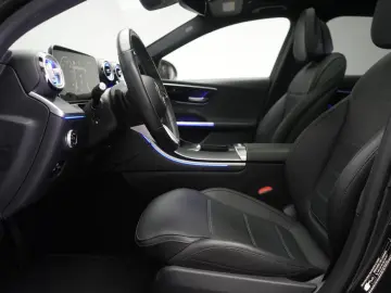MERCEDES-BENZ C 300 d 9G-Tronic Avantgarde Leder Dis…