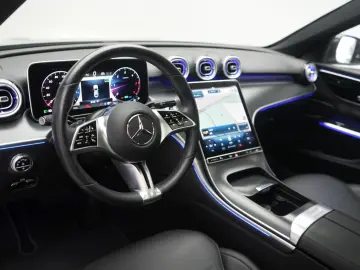 MERCEDES-BENZ C 300 d 9G-Tronic Avantgarde Leder Dis…
