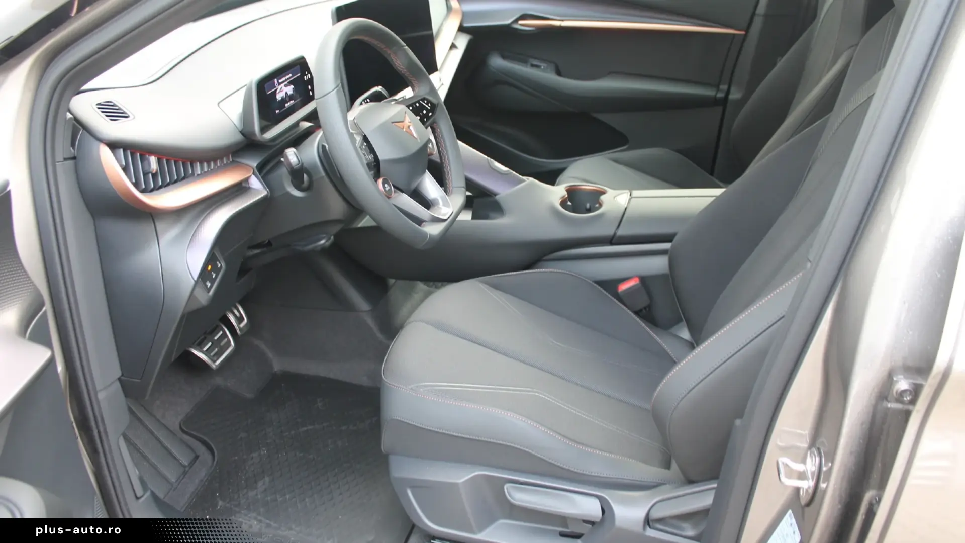 Cupra Tavascan - ELECTRIC