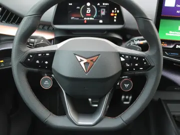 Cupra Tavascan - ELECTRIC