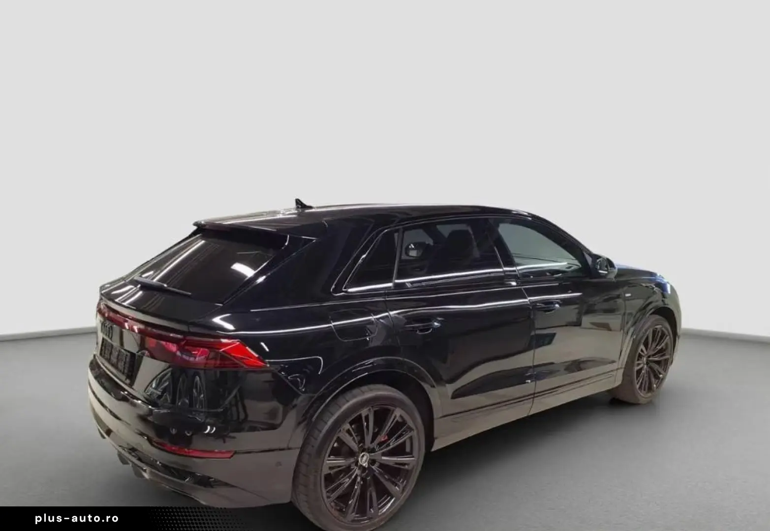 AUDI Q8 60 TFSIe Quattro S-Line B&O AHK