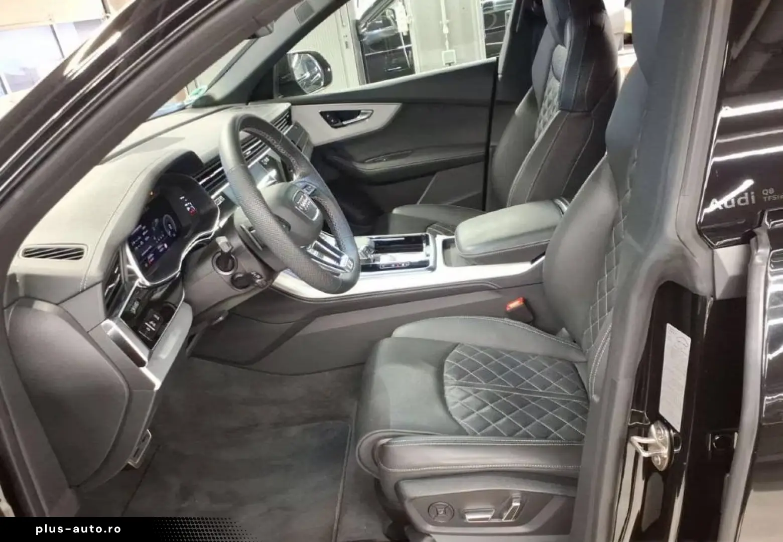 AUDI Q8 60 TFSIe Quattro S-Line B&O AHK