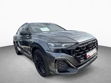 AUDI Q8 50 TDI Quattro S-Line Pano HuD AHK