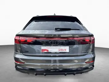AUDI Q8 50 TDI Quattro S-Line Pano HuD AHK