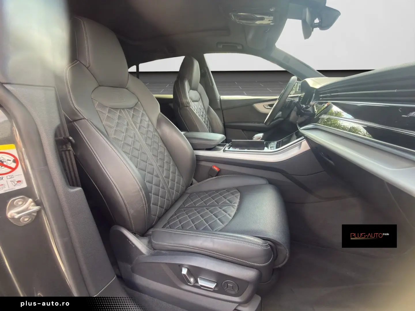 AUDI Q8 50 TDI Quattro S-Line Matrix Pano