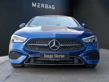 MERCEDES-BENZ CLE 200 Coupé  Avantgarde Pano LED Mem…