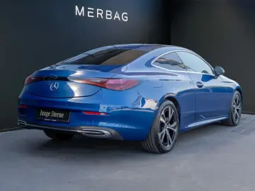 MERCEDES-BENZ CLE 200 Coupé  Avantgarde Pano LED Mem…