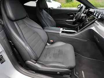 MERCEDES-BENZ CLE 180 Coupé AMG PANO TOTWINKEL MEMOR…