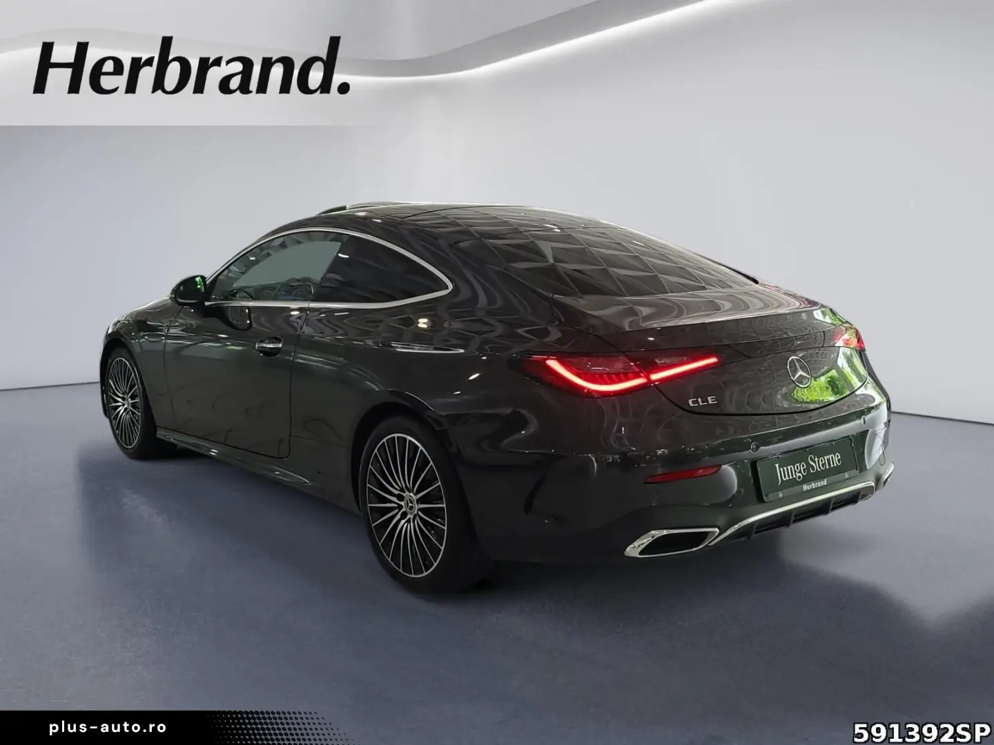 MERCEDES-BENZ CLE 220 d AMG  Pano Memory Ambiente Keyless