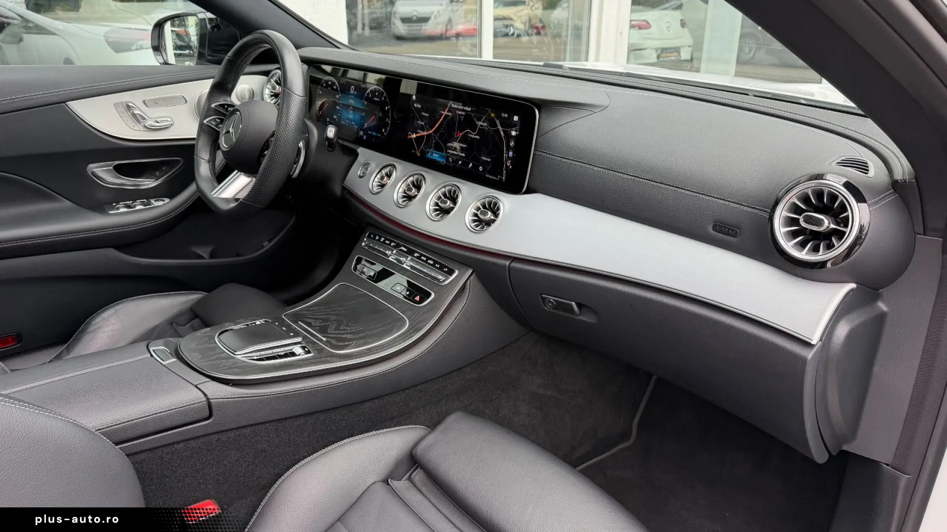 MERCEDES-BENZ E 300 Coupe AMG MEMORY NIGHT 360  BURMESTER