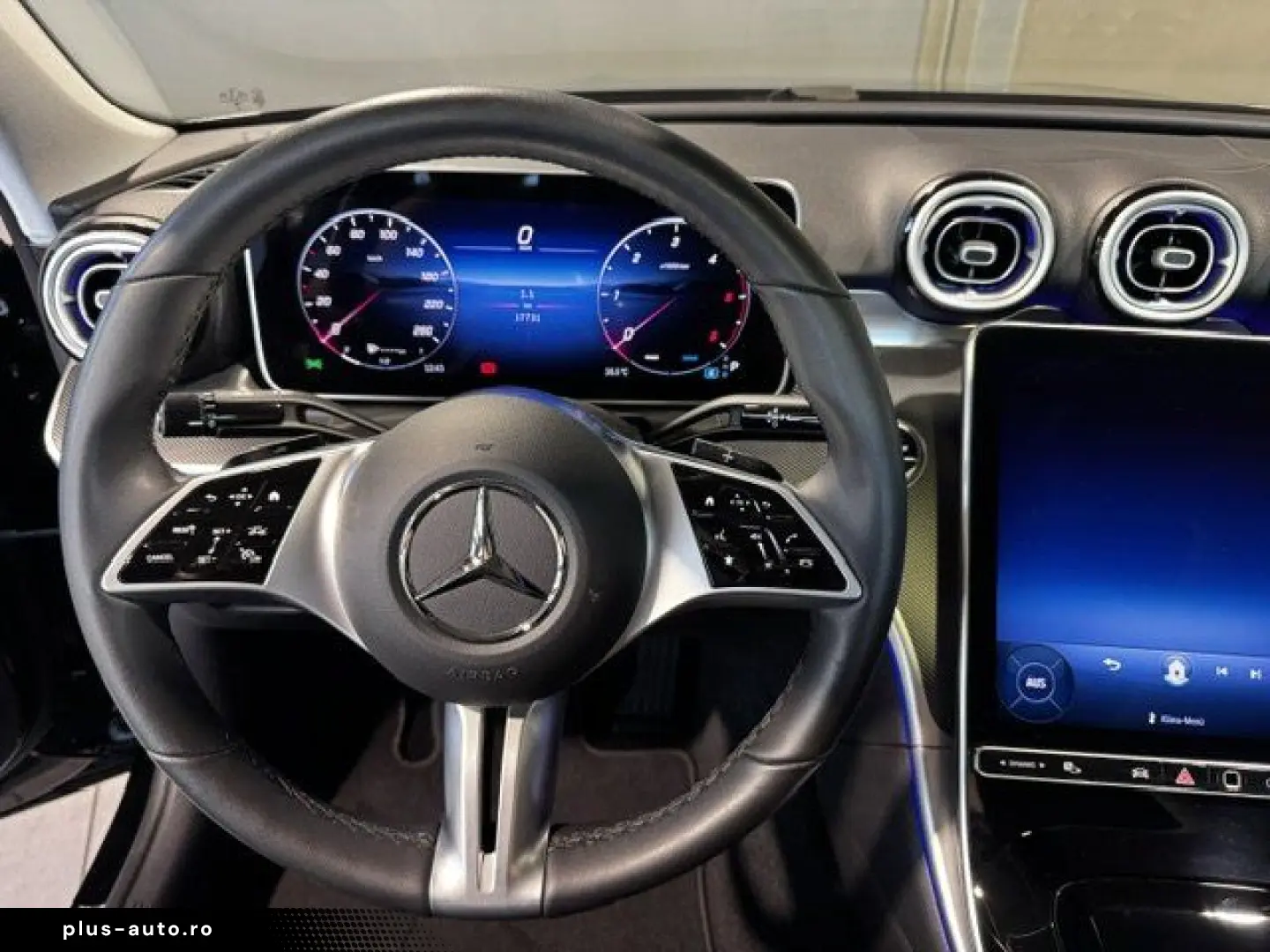 MERCEDES-BENZ C 200d Avantgarde Pano Burmester 360'