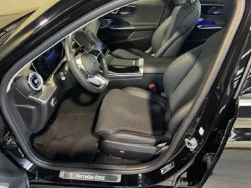 MERCEDES-BENZ C 200d Avantgarde Pano Burmester 360'