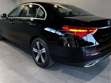 MERCEDES-BENZ C 200d Avantgarde Pano Burmester 360'