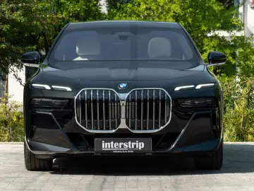 BMW 740d M SPORT.DR.ASS.PRO.MASSAGE.SKY.AUT.TÜR.AHK