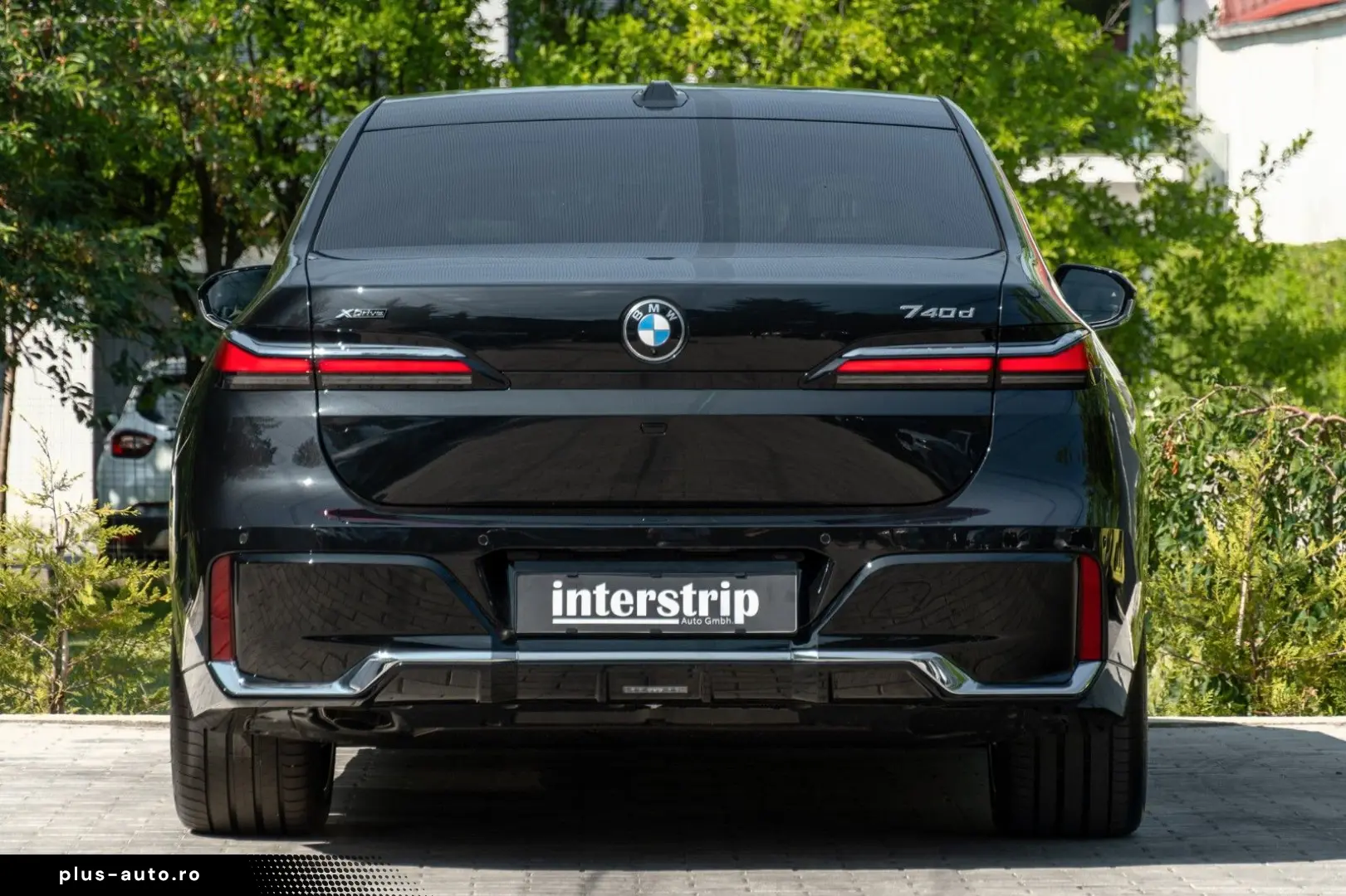 BMW 740d M SPORT.DR.ASS.PRO.MASSAGE.SKY.AUT.TÜR.AHK