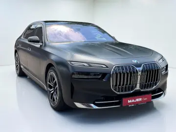 BMW 750E xDrive Design Pure Excellence PANO VOLLVOLL
