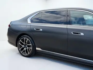 BMW 750E xDrive Design Pure Excellence PANO VOLLVOLL