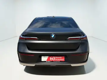 BMW 750E xDrive Design Pure Excellence PANO VOLLVOLL
