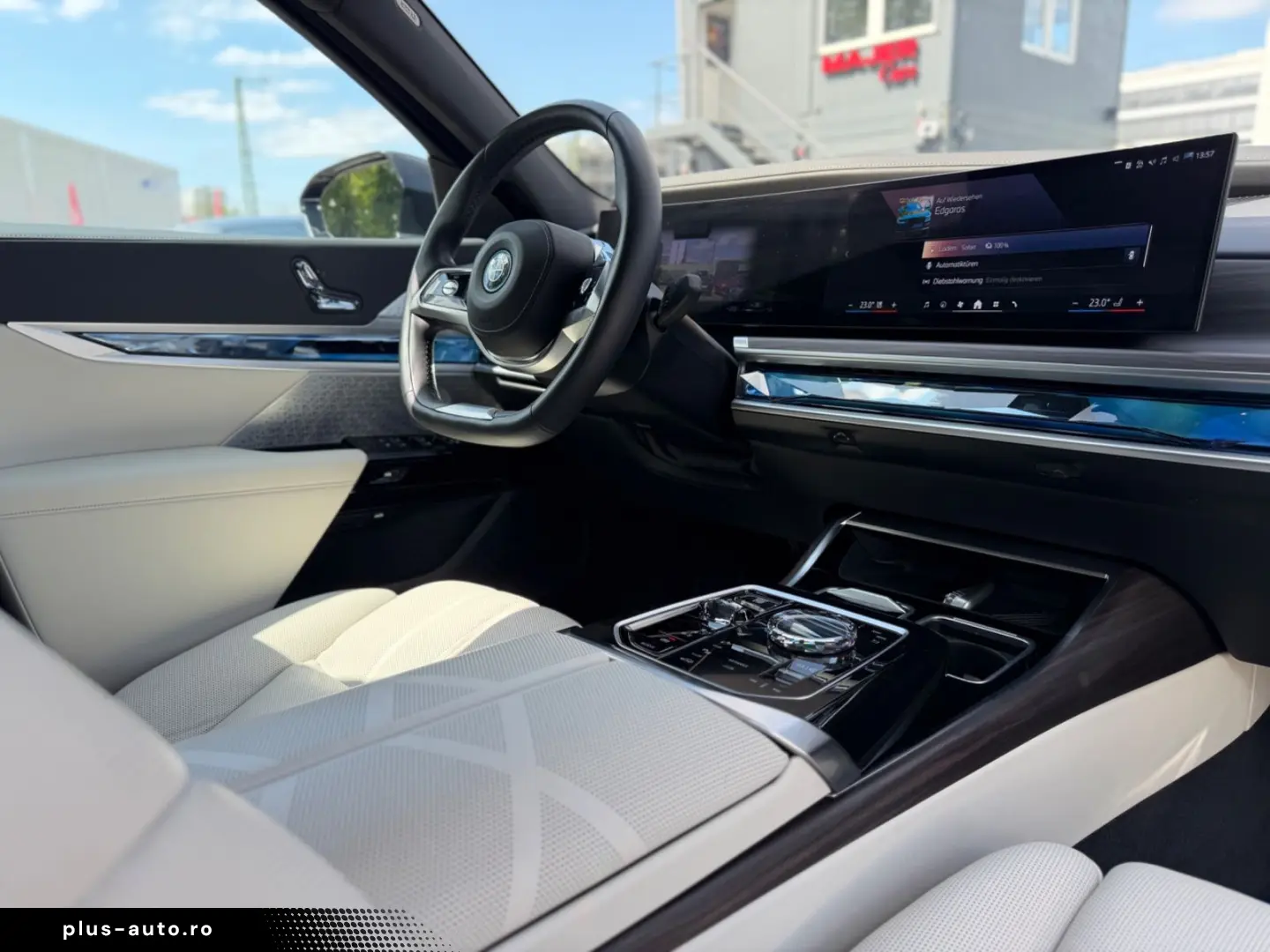 BMW 750E xDrive Design Pure Excellence PANO VOLLVOLL