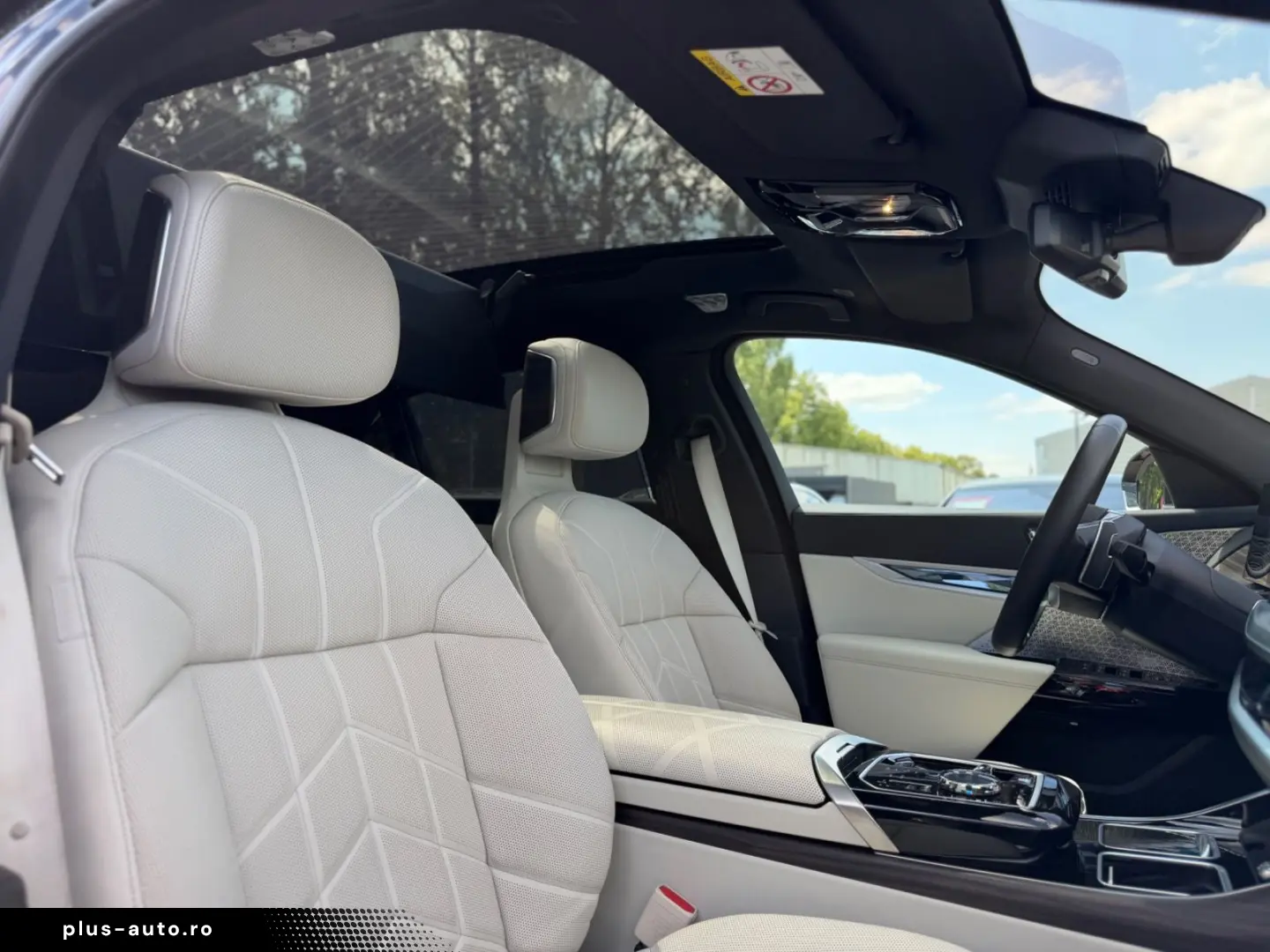 BMW 750E xDrive Design Pure Excellence PANO VOLLVOLL