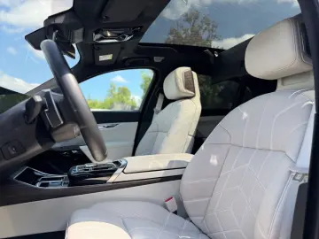 BMW 750E xDrive Design Pure Excellence PANO VOLLVOLL