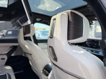 BMW 750E xDrive Design Pure Excellence PANO VOLLVOLL