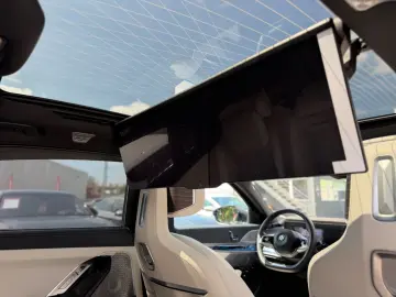 BMW 750E xDrive Design Pure Excellence PANO VOLLVOLL