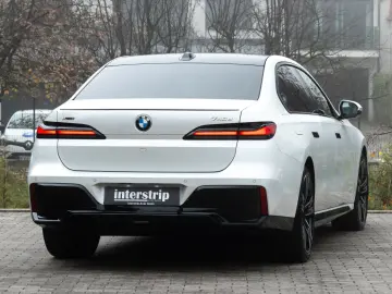 BMW 740d M TOPZUSTAND.DR.ASS.PRO.SOFTC.SKY.5 100