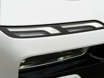 BMW 740d M TOPZUSTAND.DR.ASS.PRO.SOFTC.SKY.5 100